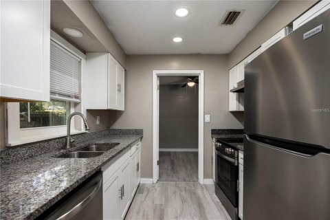 House in Waldo, Florida 4 bedrooms, 153.66 sq.m. № 2142012 - photo 25