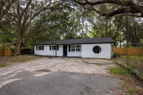 House in Waldo, Florida 4 bedrooms, 153.66 sq.m. № 2142012 - photo 2