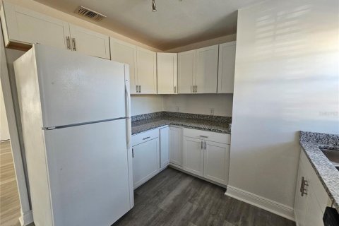 House in Lake Wales, Florida 3 bedrooms, 130.25 sq.m. № 1562532 - photo 9