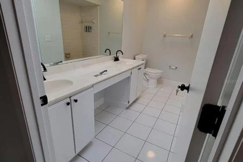 Casa en alquiler en Orlando, Florida, 3 dormitorios, 169.64 m2 № 1913517 - foto 6