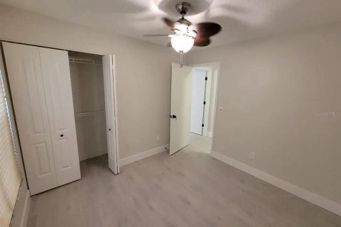 Casa en alquiler en Orlando, Florida, 3 dormitorios, 169.64 m2 № 1913517 - foto 5