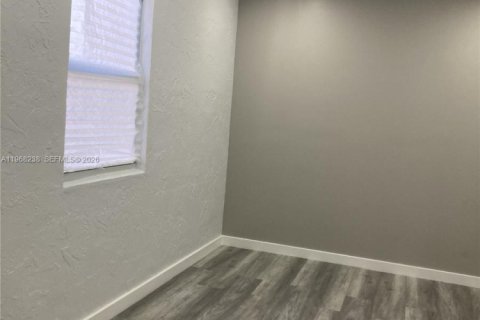 Casa en venta en Miami, Florida, 3 dormitorios, 96.53 m2 № 2029404 - foto 28