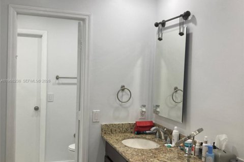 Casa en venta en Miami, Florida, 3 dormitorios, 96.53 m2 № 2029404 - foto 20