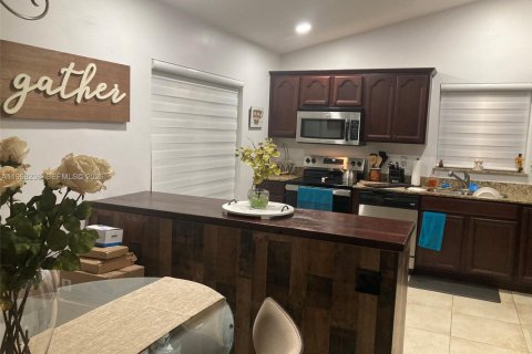 Casa en venta en Miami, Florida, 3 dormitorios, 96.53 m2 № 2029404 - foto 6