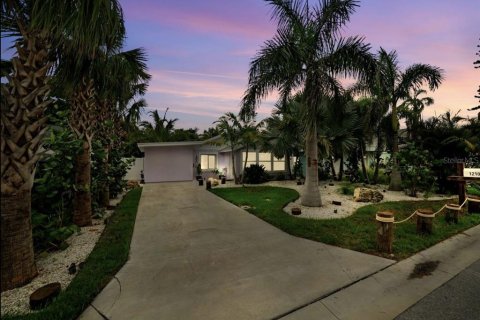 Casa en venta en Indian Rocks Beach, Florida, 3 dormitorios, 101.73 m2 № 1740589 - foto 26