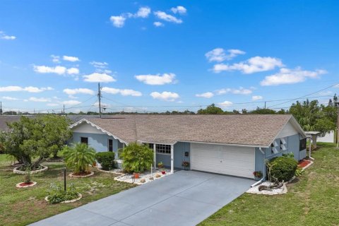 Casa en venta en Sun City Center, Florida, 2 dormitorios, 142.42 m2 № 1773792 - foto 1