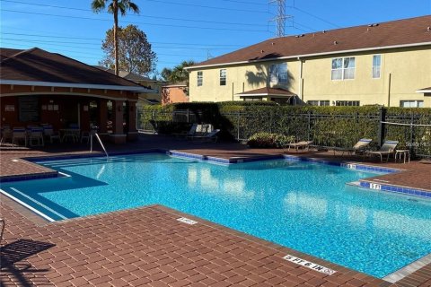 Adosado en alquiler en Clearwater, Florida, 3 dormitorios, 136.85 m2 № 1912032 - foto 1