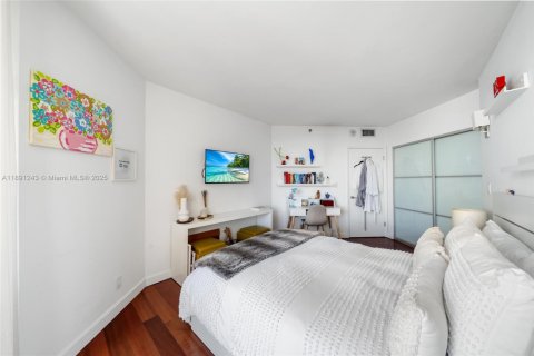 Condo in Aventura, Florida, 3 bedrooms in LANDMARK  № 1944109 - photo 13