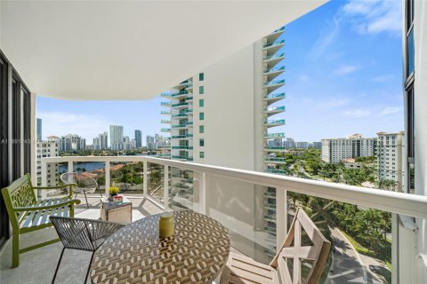 Condo in Aventura, Florida, 3 bedrooms in LANDMARK  № 1944109 - photo 19
