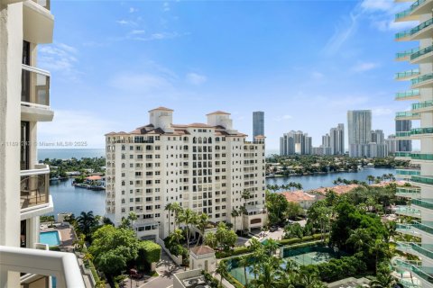 Condo in Aventura, Florida, 3 bedrooms in LANDMARK  № 1944109 - photo 23