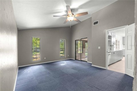 Villa ou maison à louer à Ocala, Floride: 3 chambres, 143.26 m2 № 2345590 - photo 7