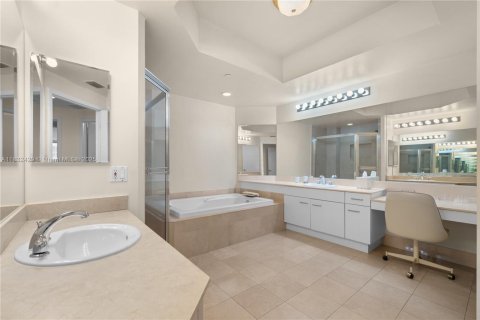 Купить кондоминиум в Авентура, Флорида 2 спальни, 203.46м2, № 1814003 - фото 24