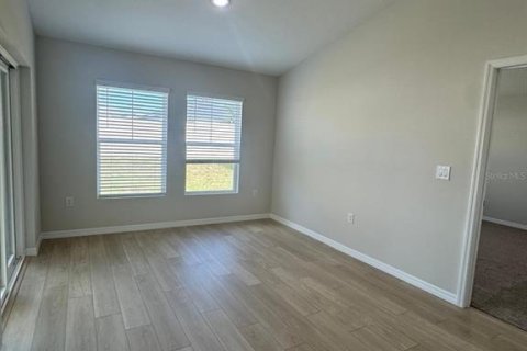 House in Haines City, Florida 4 bedrooms, 171.87 sq.m. № 2205071 - photo 11