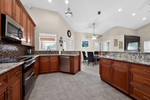 House in Boca Raton, Florida 4 bedrooms, 214.42 sq.m. № 2241307 - photo 11