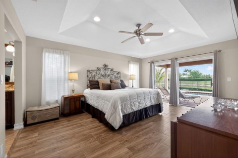 House in Boca Raton, Florida 4 bedrooms, 214.42 sq.m. № 2241307 - photo 12