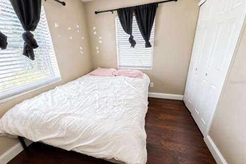 House in Deltona, Florida 3 bedrooms, 90.12 sq.m. № 2325138 - photo 9