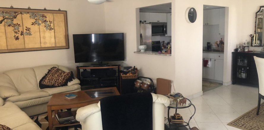 Condo in Delray Beach, Florida, 1 bedroom № 837512