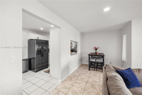 Condo in Delray Beach, Florida, 2 bedrooms № 2031835 - photo 6