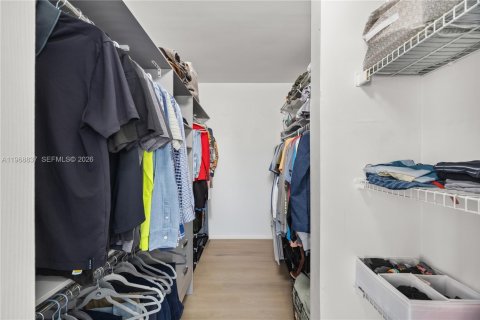 Condo in Delray Beach, Florida, 2 bedrooms № 2031835 - photo 18