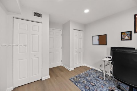 Condo in Delray Beach, Florida, 2 bedrooms № 2031835 - photo 21