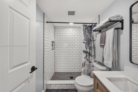 Condo in Delray Beach, Florida, 2 bedrooms № 2031835 - photo 16