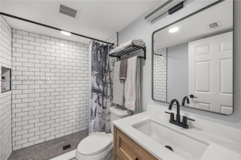 Condo in Delray Beach, Florida, 2 bedrooms № 2031835 - photo 17