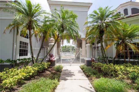 Condo in Orlando, Florida, 2 bedrooms № 2091773 - photo 27