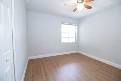 Condo in Orlando, Florida, 2 bedrooms № 2091773 - photo 12