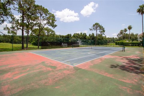 Condo in Orlando, Florida, 2 bedrooms № 2091773 - photo 24
