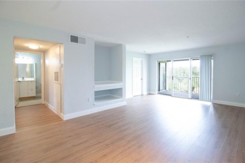 Condo in Orlando, Florida, 2 bedrooms № 2091773 - photo 10