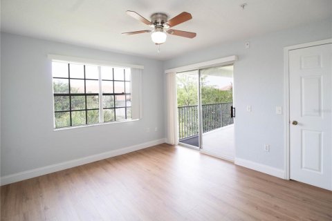 Condo in Orlando, Florida, 2 bedrooms № 2091773 - photo 15