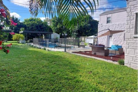 Casa en venta en Hollywood, Florida, 4 dormitorios, 152.17 m2 № 1991945 - foto 7