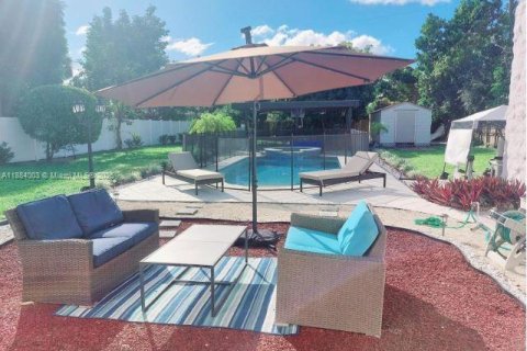 Casa en venta en Hollywood, Florida, 4 dormitorios, 152.17 m2 № 1991945 - foto 6