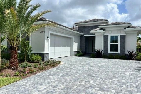 House in Palm Beach Gardens, Florida 3 bedrooms, 244.05 sq.m. № 2303568