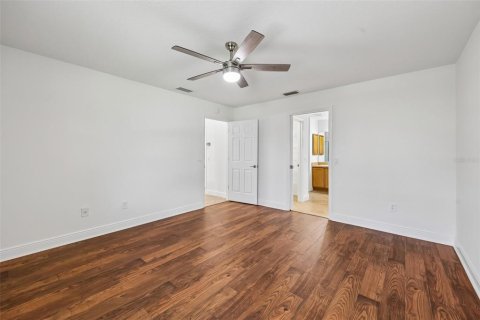 Casa en venta en The Villages, Florida, 3 dormitorios, 129.32 m2 № 2199192 - foto 25