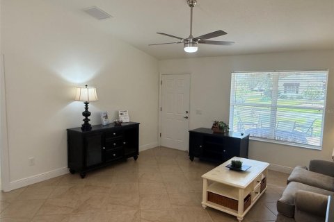 Casa en venta en The Villages, Florida, 3 dormitorios, 129.32 m2 № 2199192 - foto 10