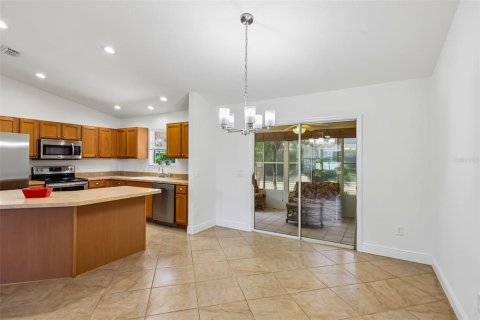Casa en venta en The Villages, Florida, 3 dormitorios, 129.32 m2 № 2199192 - foto 16