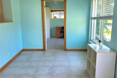 Casa en venta en Okeechobee, Florida, 3 dormitorios, 161 m2 № 1629498 - foto 3