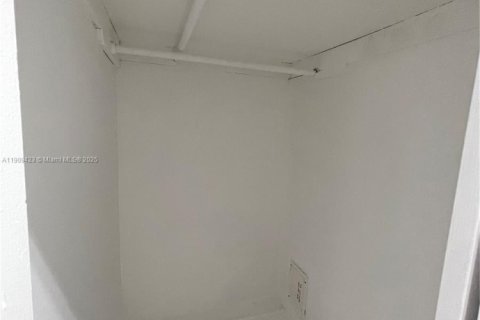 Copropriété à louer à Aventura, Floride: 1 chambre, 74.32 m2 № 2012957 - photo 12