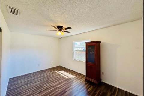 Villa ou maison à louer à Spring Hill, Floride: 3 chambres, 103.49 m2 № 2096574 - photo 14