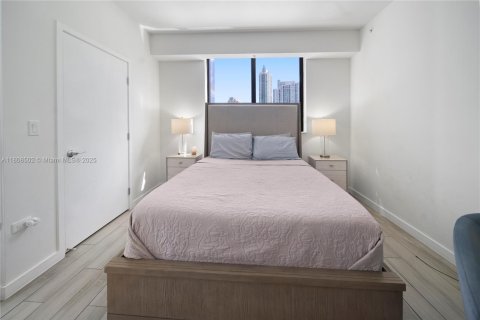 Condominio en venta en Miami, Florida, 3 dormitorios, 133.59 m2 № 1772360 - foto 12