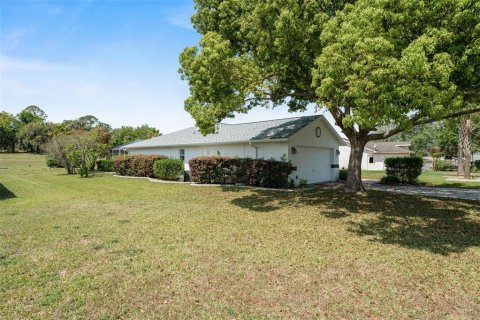 House in Inverness, Florida 4 bedrooms, 158.49 sq.m. № 1614541 - photo 8