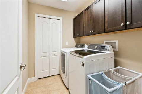 Villa ou maison à vendre à Tampa, Floride: 5 chambres, 323.67 m2 № 1853432 - photo 24