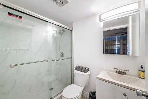 Купить кондоминиум в Маргит, Флорида 2 спальни, 92.9м2, № 2038393 - фото 19