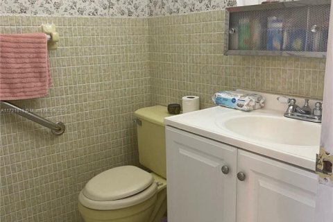 Condominio en venta en Hollywood, Florida, 1 dormitorio, 66.89 m2 № 1937731 - foto 21