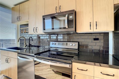 Condominio en venta en Orlando, Florida, 1 dormitorio, 67.82 m2 № 513599 - foto 15