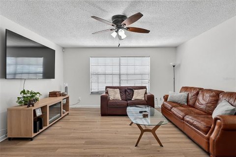 Villa ou maison à vendre à Ormond Beach, Floride: 3 chambres, 169.27 m2 № 2223384 - photo 3