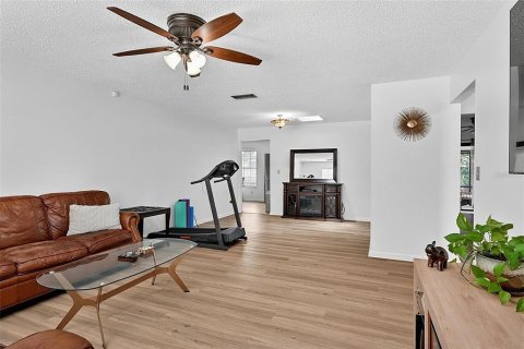 Villa ou maison à vendre à Ormond Beach, Floride: 3 chambres, 169.27 m2 № 2223384 - photo 13