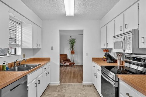 Villa ou maison à vendre à Ormond Beach, Floride: 3 chambres, 169.27 m2 № 2223384 - photo 19