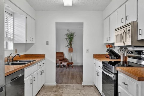 Villa ou maison à vendre à Ormond Beach, Floride: 3 chambres, 169.27 m2 № 2223384 - photo 25